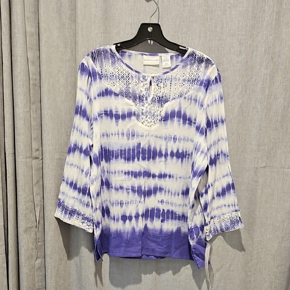 Alfred Dunner Cyprus Boho Tie Dye Crochet Embellished Front and 3/4 Sleeve Top